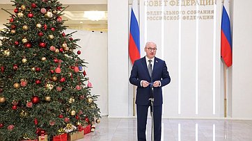 Олег Цепкин принял участие в акции «Ёлка желаний»