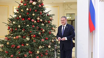 Константин Косачев принял участие в акции «Ёлка желаний»