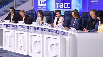 Председатель Совета ЕЖФ при СФ Галина Карелова приняла участие в пресс-конференции, посвященной презентации результатов комплексного исследования «Женщины в инженерных и производственных профессиях: корпоративный подход и новые решения»