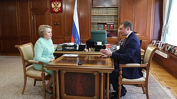 Встреча Председателя Совета Федерации Валентины Матвиенко с главой Республики Хакасия Валентином Коноваловым