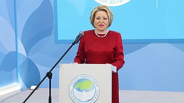 Выступление Председателя Совета Федерации Валентины Матвиенко на торжественной церемонии подписания соглашений по продвижению проектов и инициатив ЕЖФ на площадке ПМЭФ’25