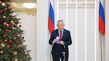 Сахамин Афанасьев принял участие в акции «Ёлка желаний»