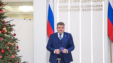 Александр Жуков принял участие в акции «Ёлка желаний»