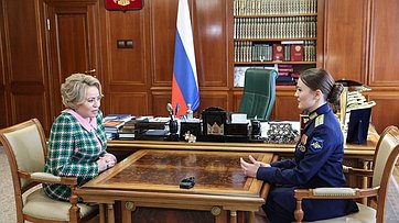 Валентина Матвиенко стала наставником одной из участниц программы «Время героев» Дарьи Светяш