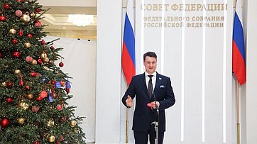 Олег Голов принял участие в акции «Ёлка желаний»