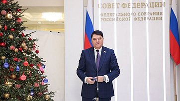 Дмитрий Василенко принял участие в акции «Ёлка желаний»