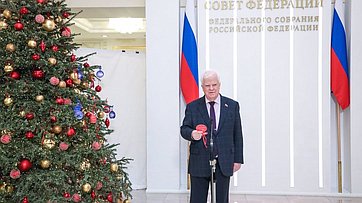 Владимир Чижов принял участие в акции «Ёлка желаний»