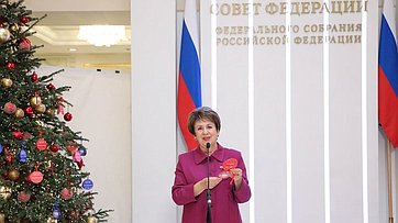 Екатерина Алтабаева приняла участие в акции «Ёлка желаний»