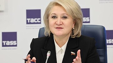 Лилия Гумерова приняла участие в пресс-конференции, посвященной итогам III Национального съезда учебной промышленности «Учпром-2025» как основы для «дорожной карты» развития учебной промышленности до 2030 года