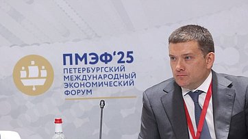 Николай Журавлев в рамках деловой программы Петербургского международного экономического форума (ПМЭФ-2025) принял участие в сессии «Программа долгосрочных сбережений – драйвер развития российской экономики и улучшения благосостояния граждан»