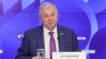 В пресс-центре медиагруппы «Россия сегодня» состоялась пресс-конференция председателя Комитета СФ по бюджету и финансовым рынкам Анатолия Артамонова, на которой подведены итоги работы Комитета в весеннюю сессию