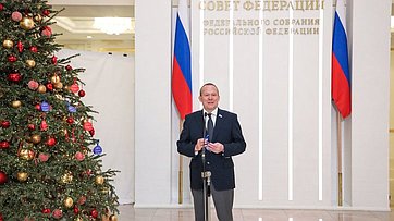 Виктор Зобнев принял участие в акции «Ёлка желаний»