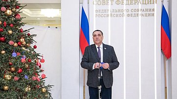 Сергей Иванов принял участие в акции «Ёлка желаний»