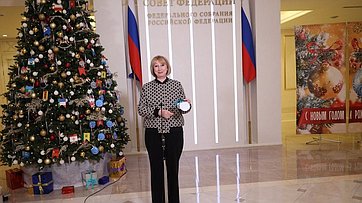 Римма Галушина приняла участие в акции «Ёлка желаний»