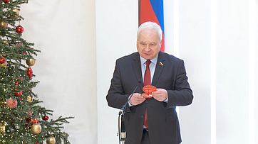 Андрей Денисов принял участие в акции «Ёлка желаний»