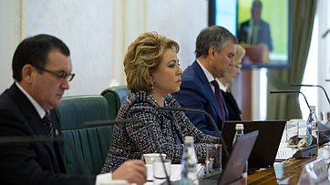 В. Матвиенко и В. Володин провели заседание Президиума Совета законодателей