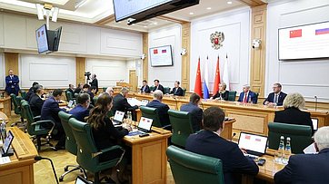 Валентина Матвиенко и Республики Чжао Лэцзи открыли 11-е заседание Межпарламентской комиссии по сотрудничеству Федерального Собрания Российской Федерации и ВСНП КНР