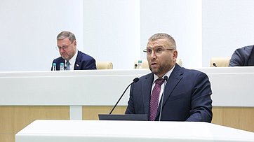 Выступление руководителя Федеральной таможенной службы Валерия Пикалева в рамках «Правительственного часа» с докладом на тему «О роли Федеральной таможенной службы в развитии экономики РФ в современных условиях»