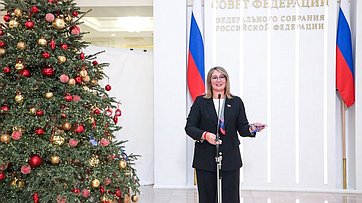 Наталия Косихина приняла участие в акции «Ёлка желаний»